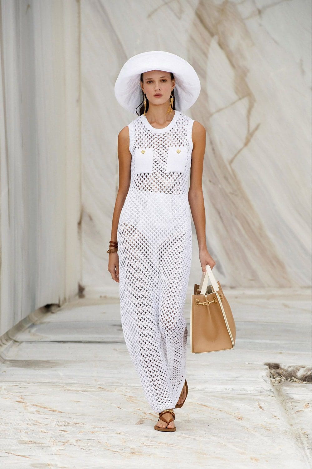 Elisabetta Franchi Spring Summer 2022 Milão por RUNWAY MAGAZINE
