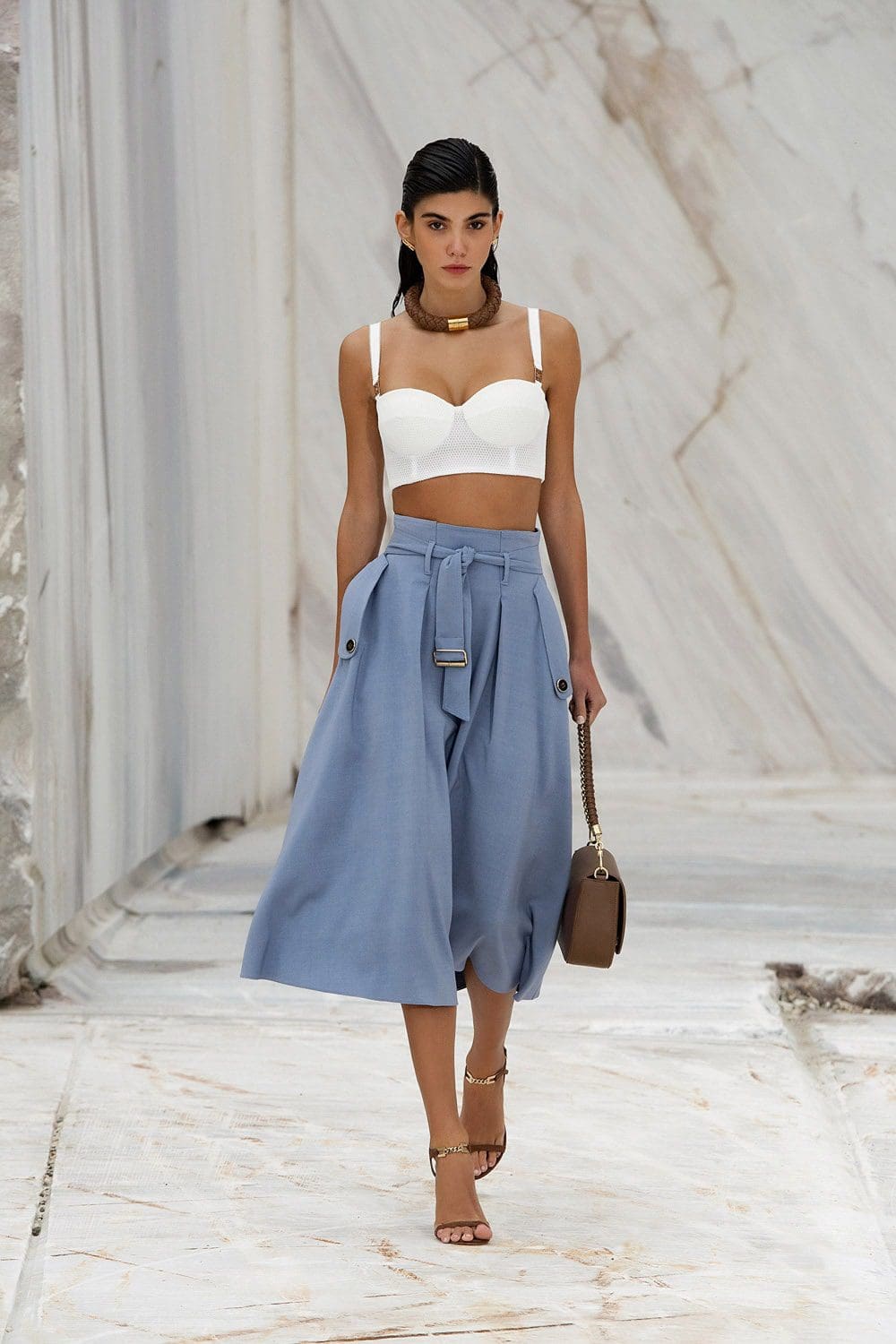 Elisabetta Franchi Spring Summer 2022 Milão por RUNWAY MAGAZINE