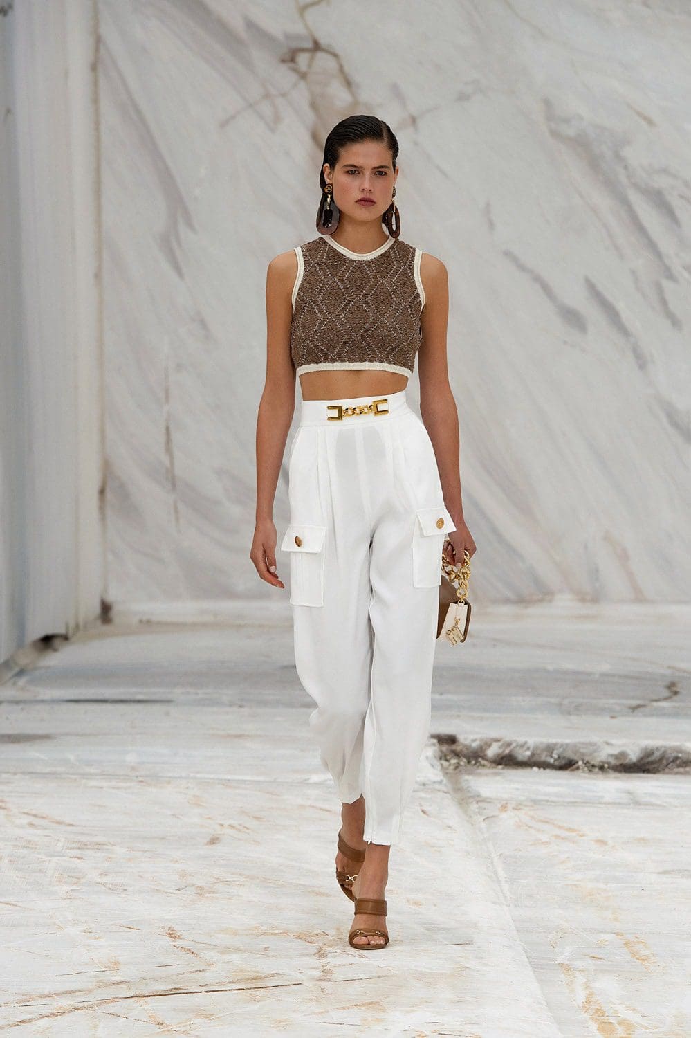 Elisabetta Franchi Spring Summer 2022 Milão por RUNWAY MAGAZINE