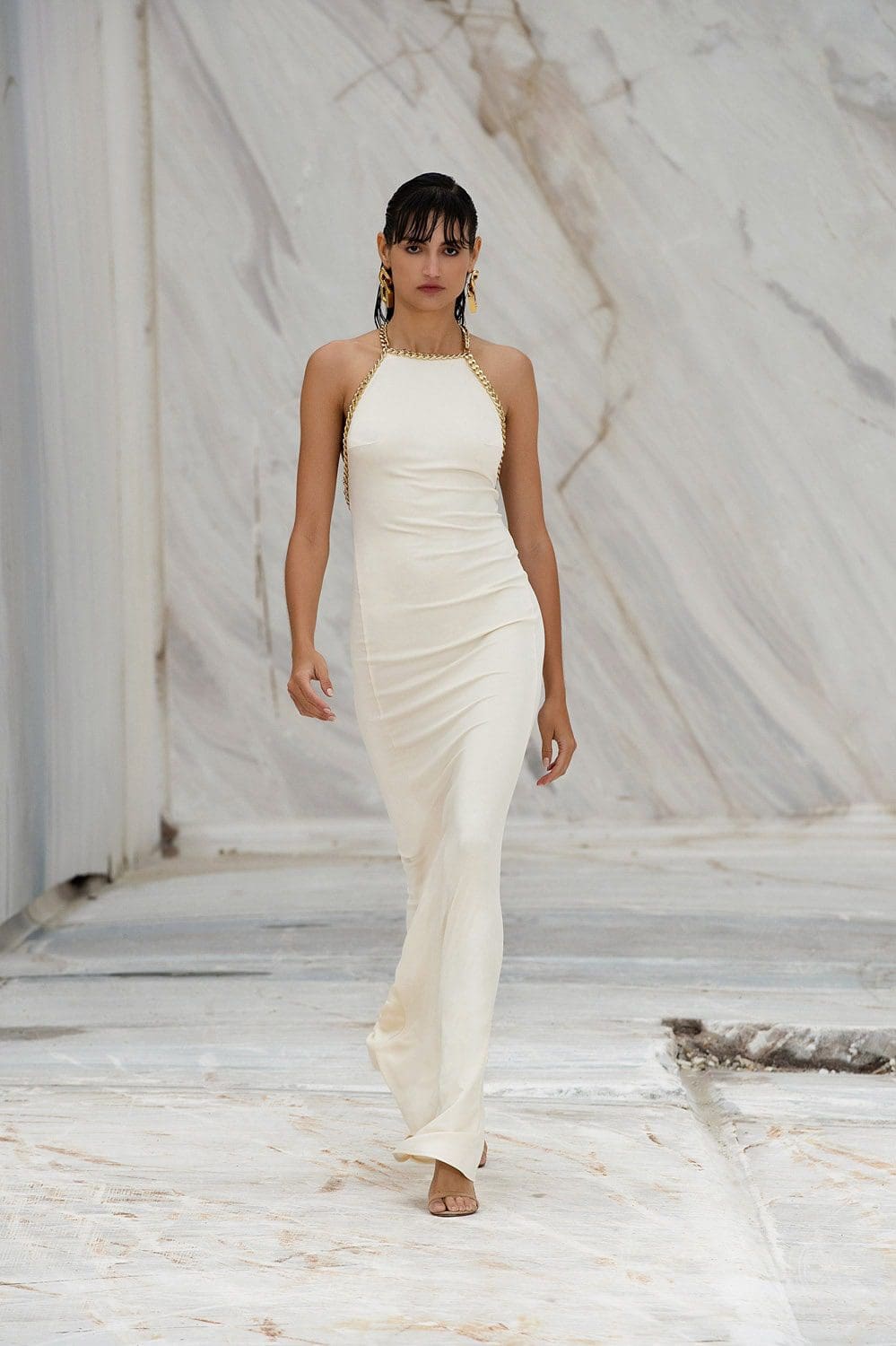 Elisabetta Franchi Spring Summer 2022 Milão por RUNWAY MAGAZINE