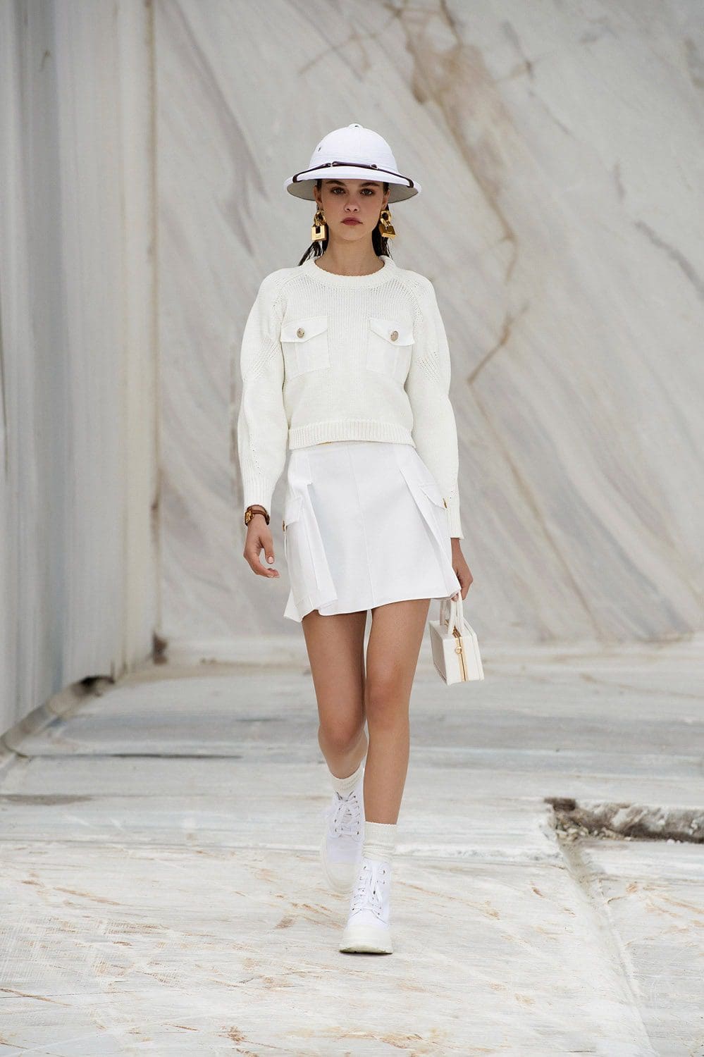 Elisabetta Franchi Spring Summer 2022 Milão por RUNWAY MAGAZINE