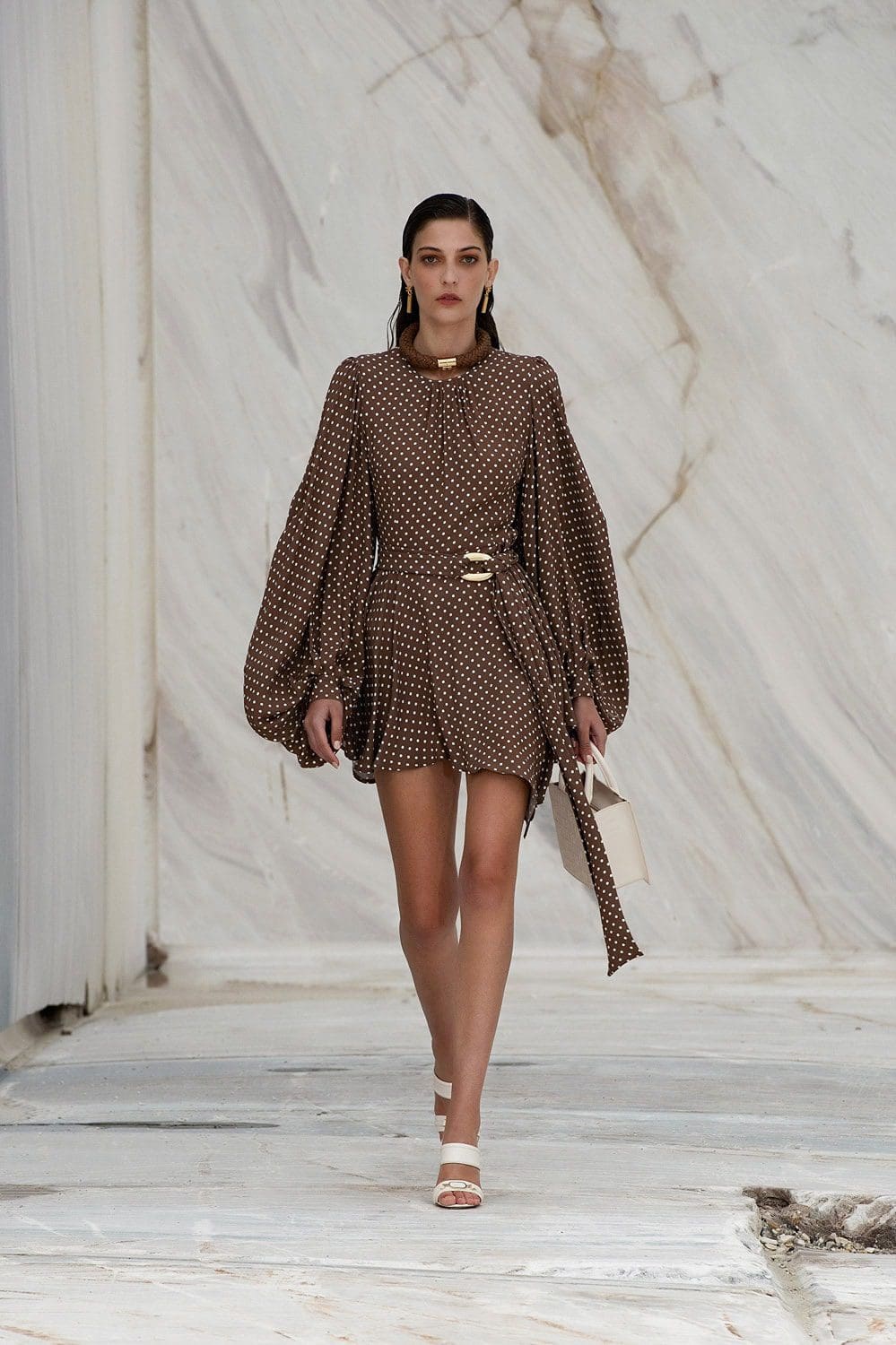 Elisabetta Franchi Spring Summer 2022 Milão por RUNWAY MAGAZINE