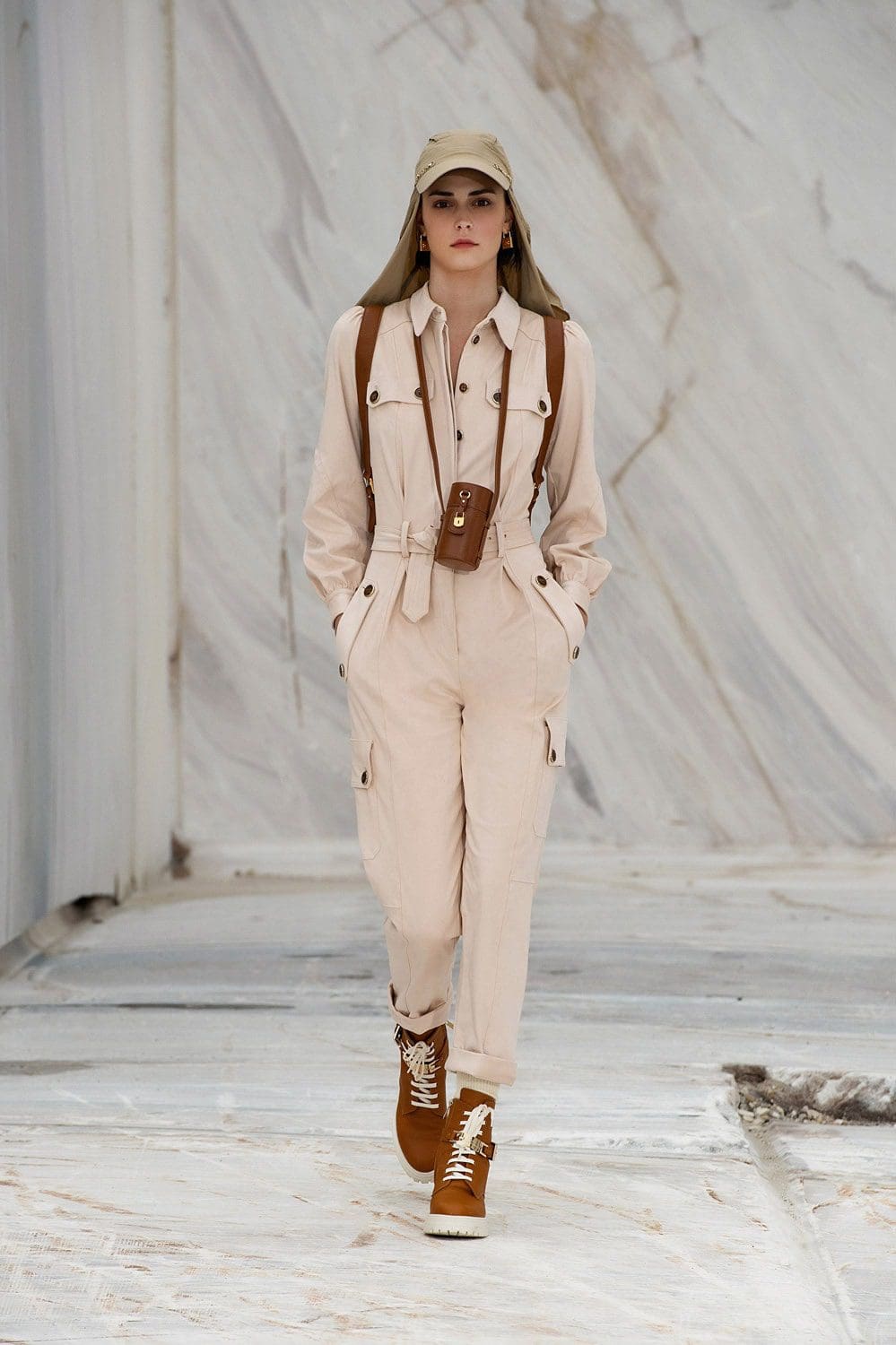 Elisabetta Franchi Spring Summer 2022 Milão por RUNWAY MAGAZINE