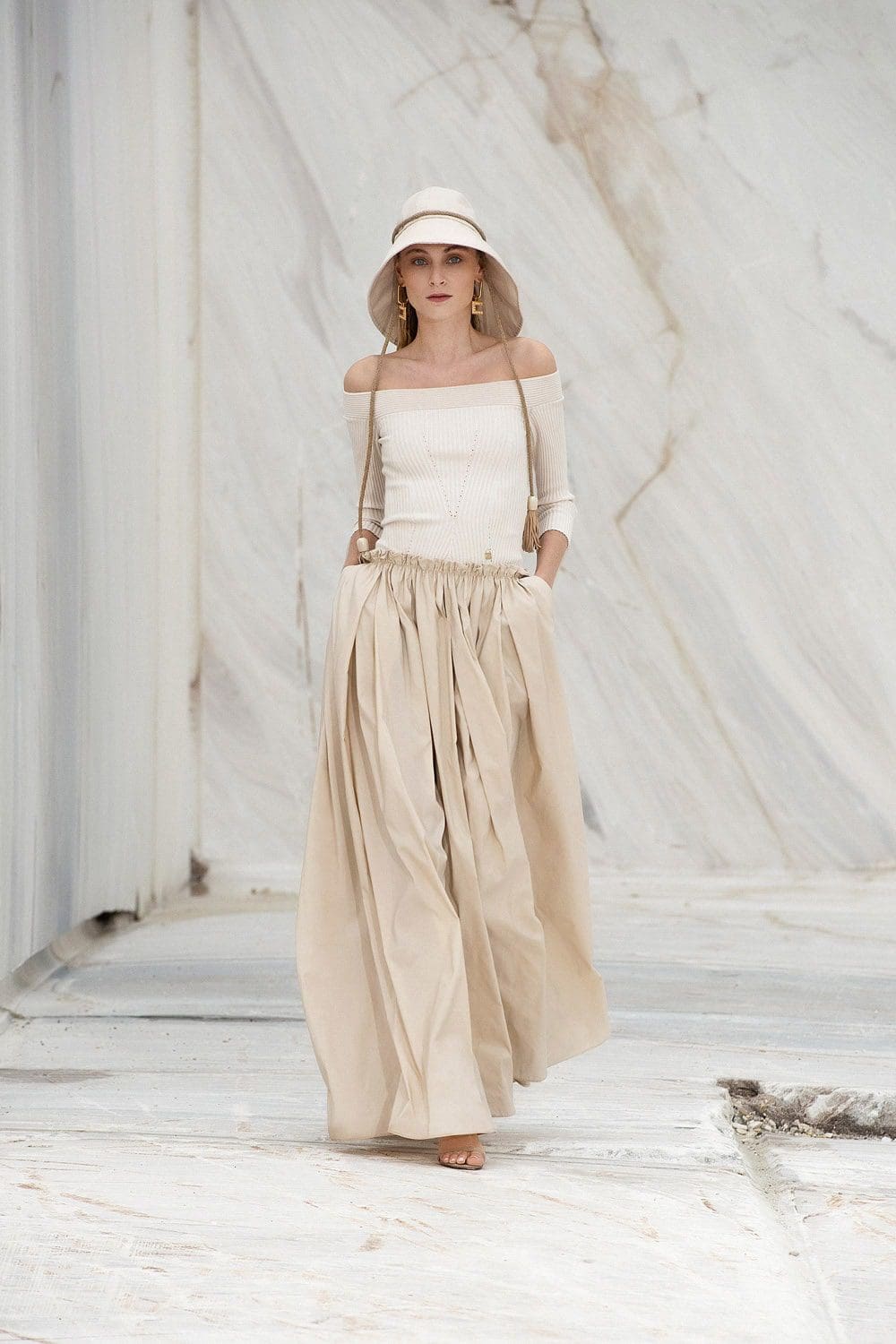 Elisabetta Franchi Spring Summer 2022 Milão por RUNWAY MAGAZINE