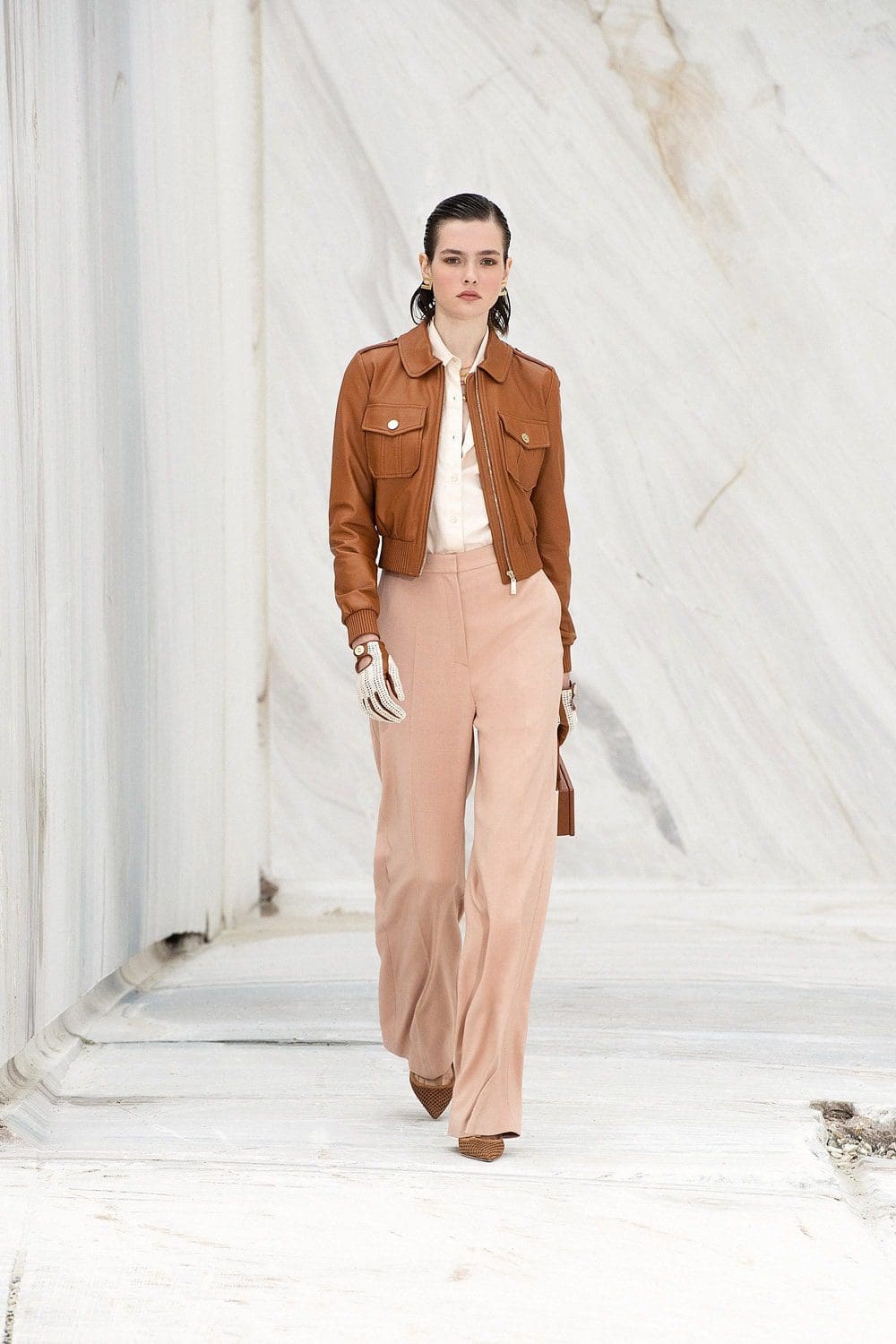 Elisabetta Franchi Spring Summer 2022 Milão por RUNWAY MAGAZINE