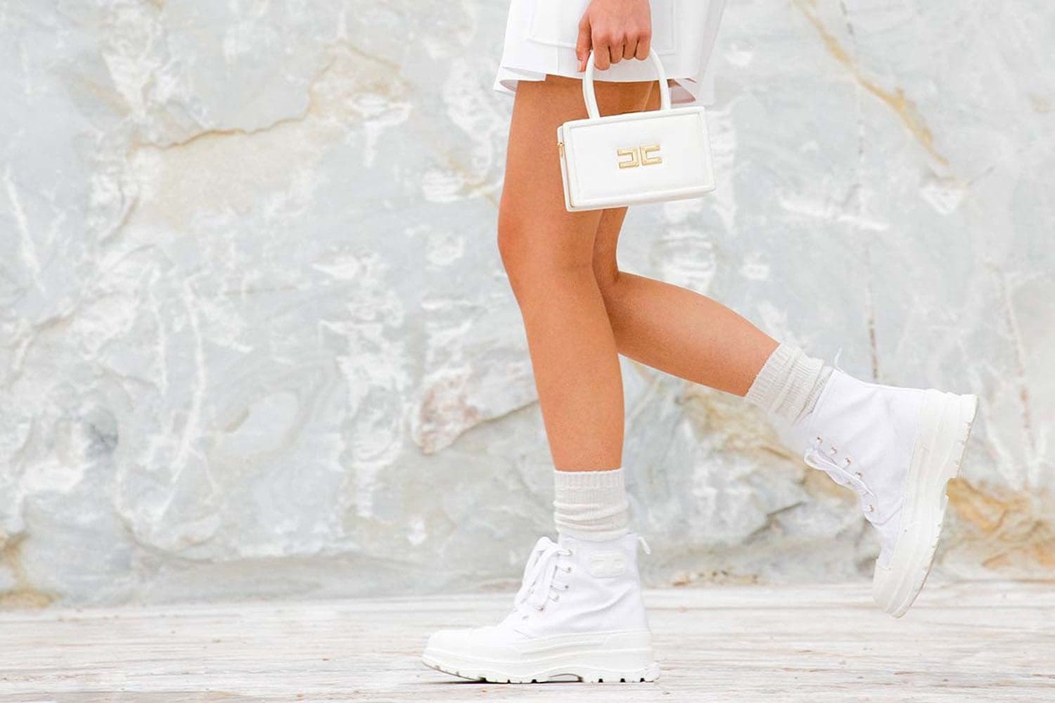 Elisabetta Franchi Spring Summer 2022 Milão por RUNWAY MAGAZINE