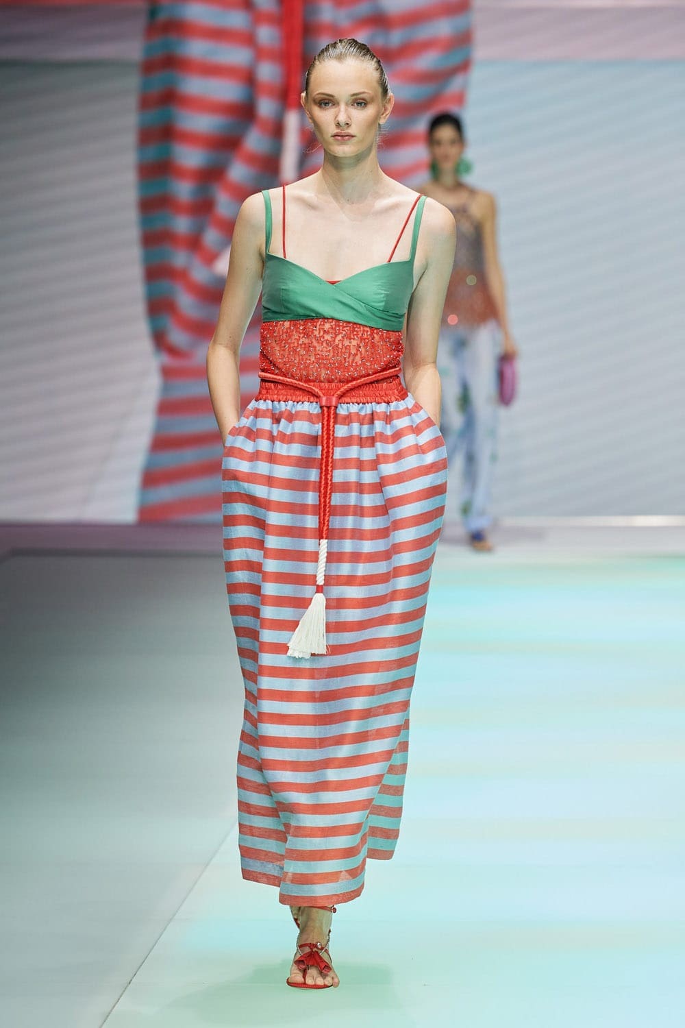 Emporio Armani Spring Summer 2022 por RUNWAY MAGAZINE