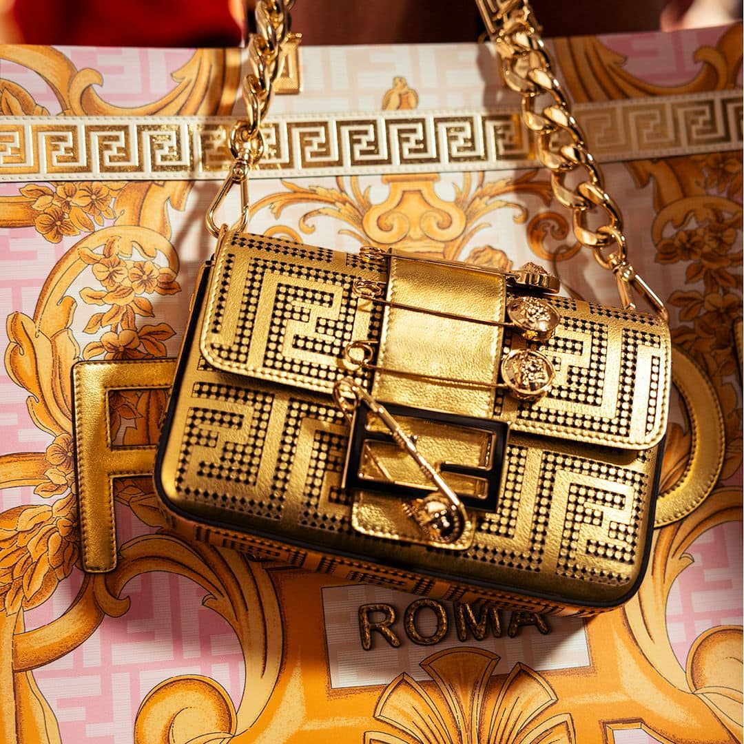 Fendace - Versace от Fendi, Fendi от Versace 2021 от RUNWAY ЖУРНАЛ