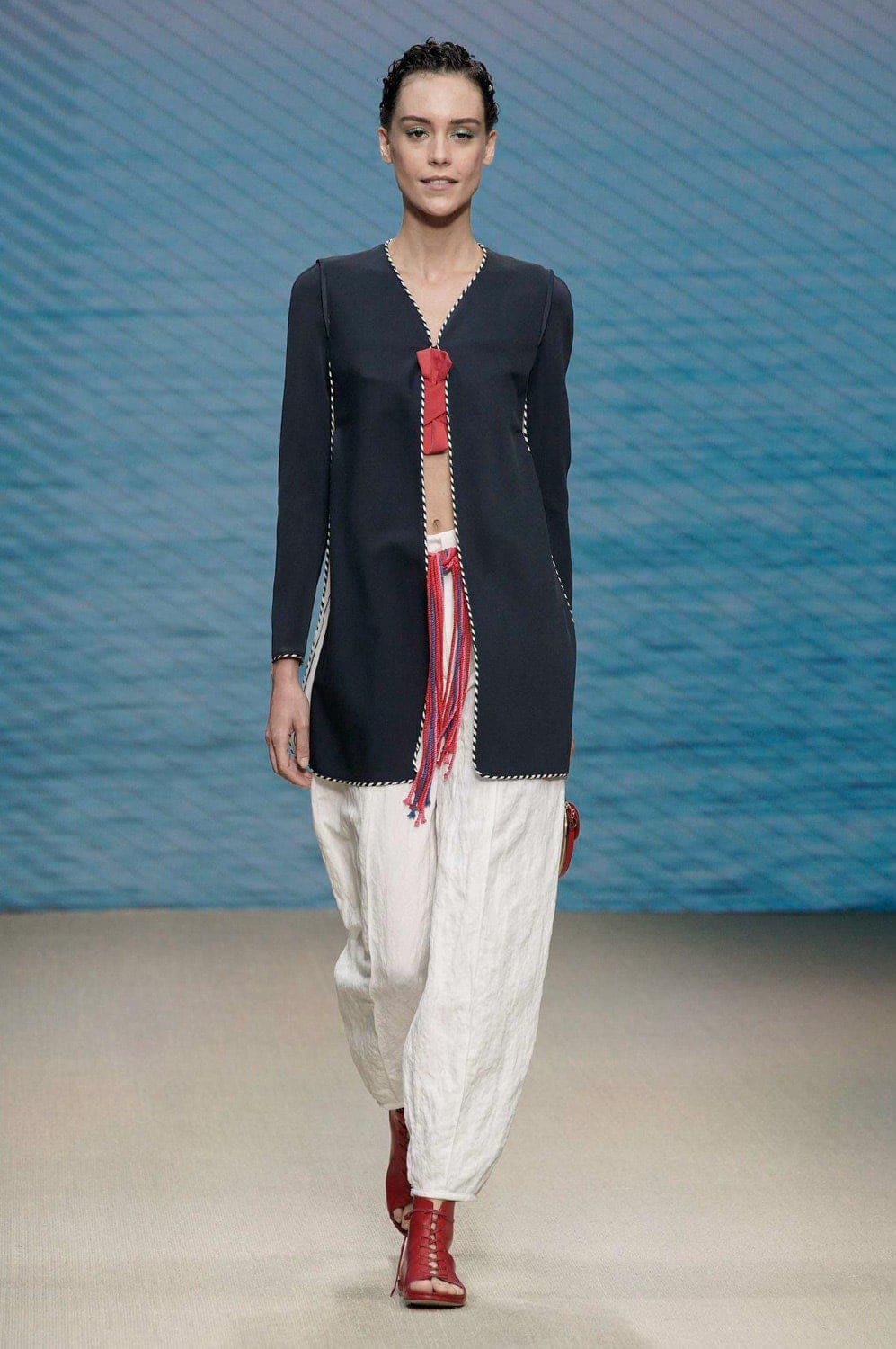 Giorgio Armani Frühling Sommer 2022 Mailand von RUNWAY MAGAZIN