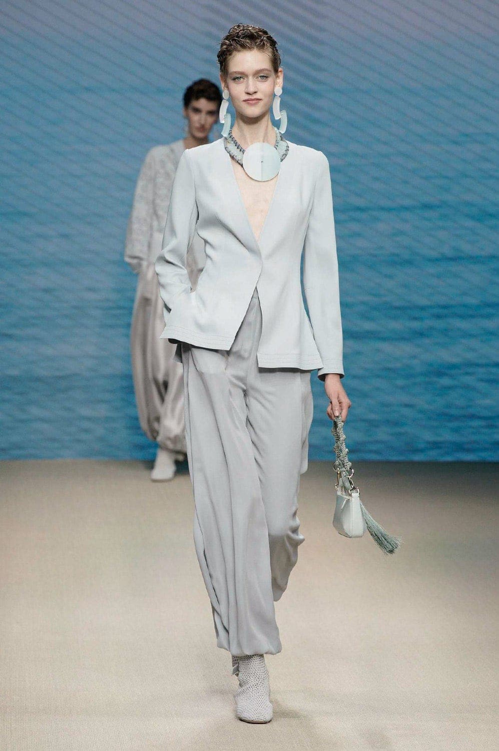 Giorgio Armani Frühling Sommer 2022 Mailand von RUNWAY MAGAZIN