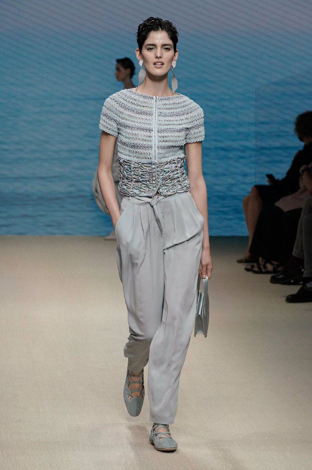 Giorgio Armani Frühling Sommer 2022 Mailand von RUNWAY MAGAZIN