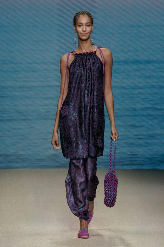 Giorgio Armani Spring Summer 2022 Milan by RUNWAY MAGAZINE