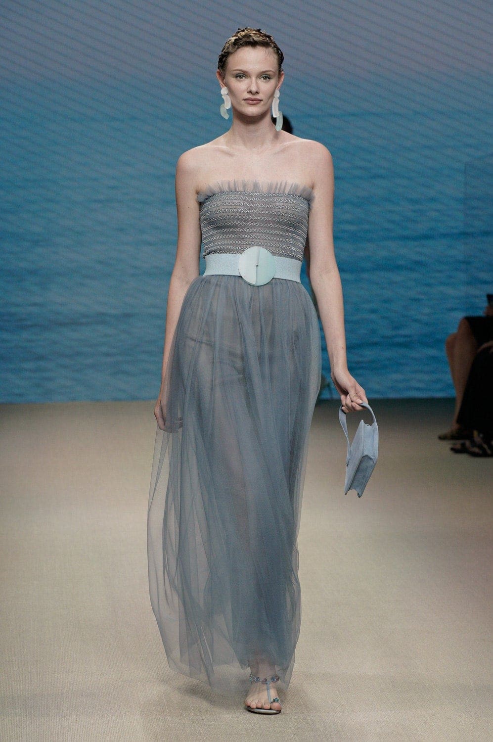 Giorgio Armani Frühling Sommer 2022 Mailand von RUNWAY MAGAZIN