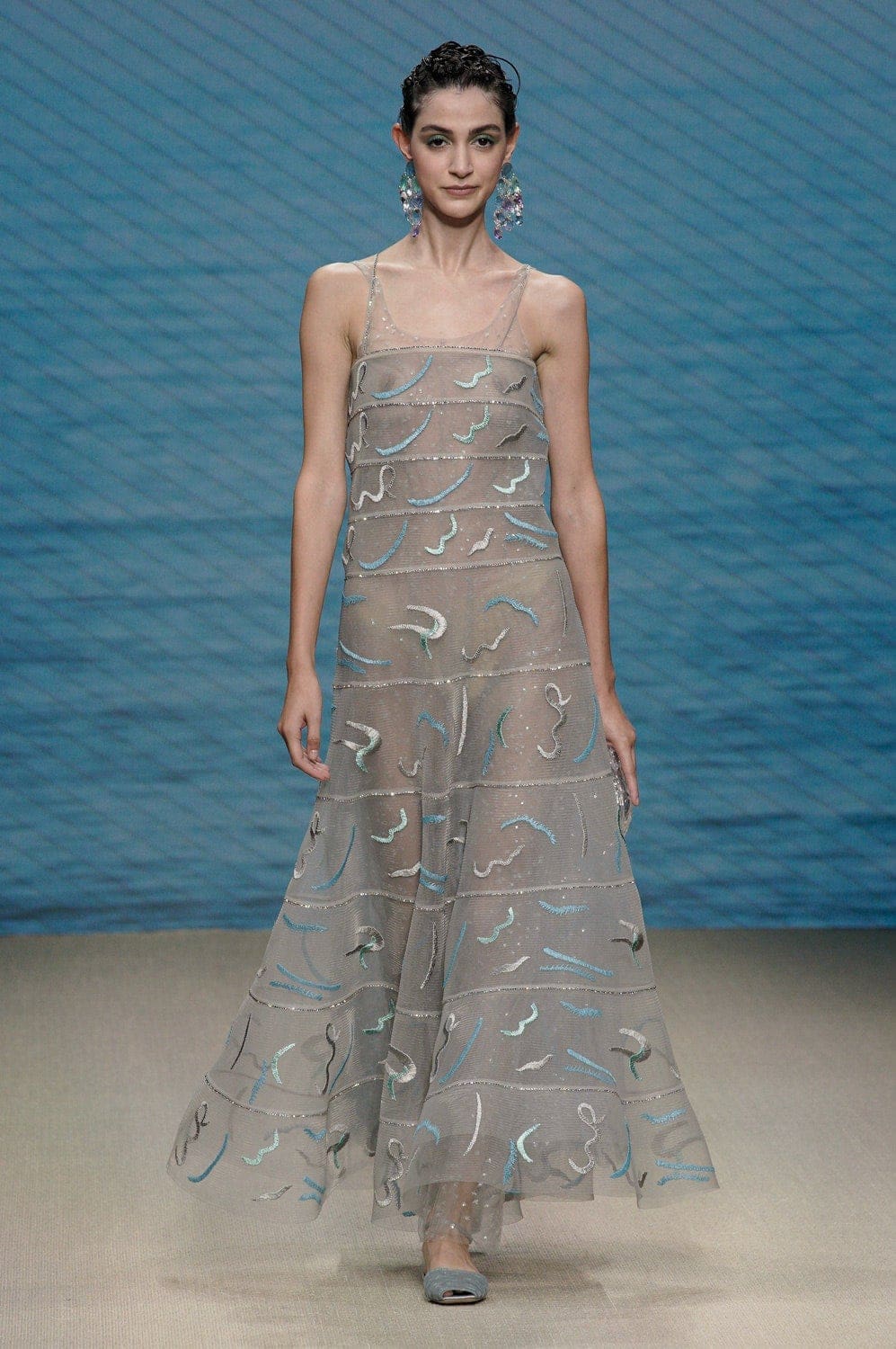 Giorgio Armani Frühling Sommer 2022 Mailand von RUNWAY MAGAZIN