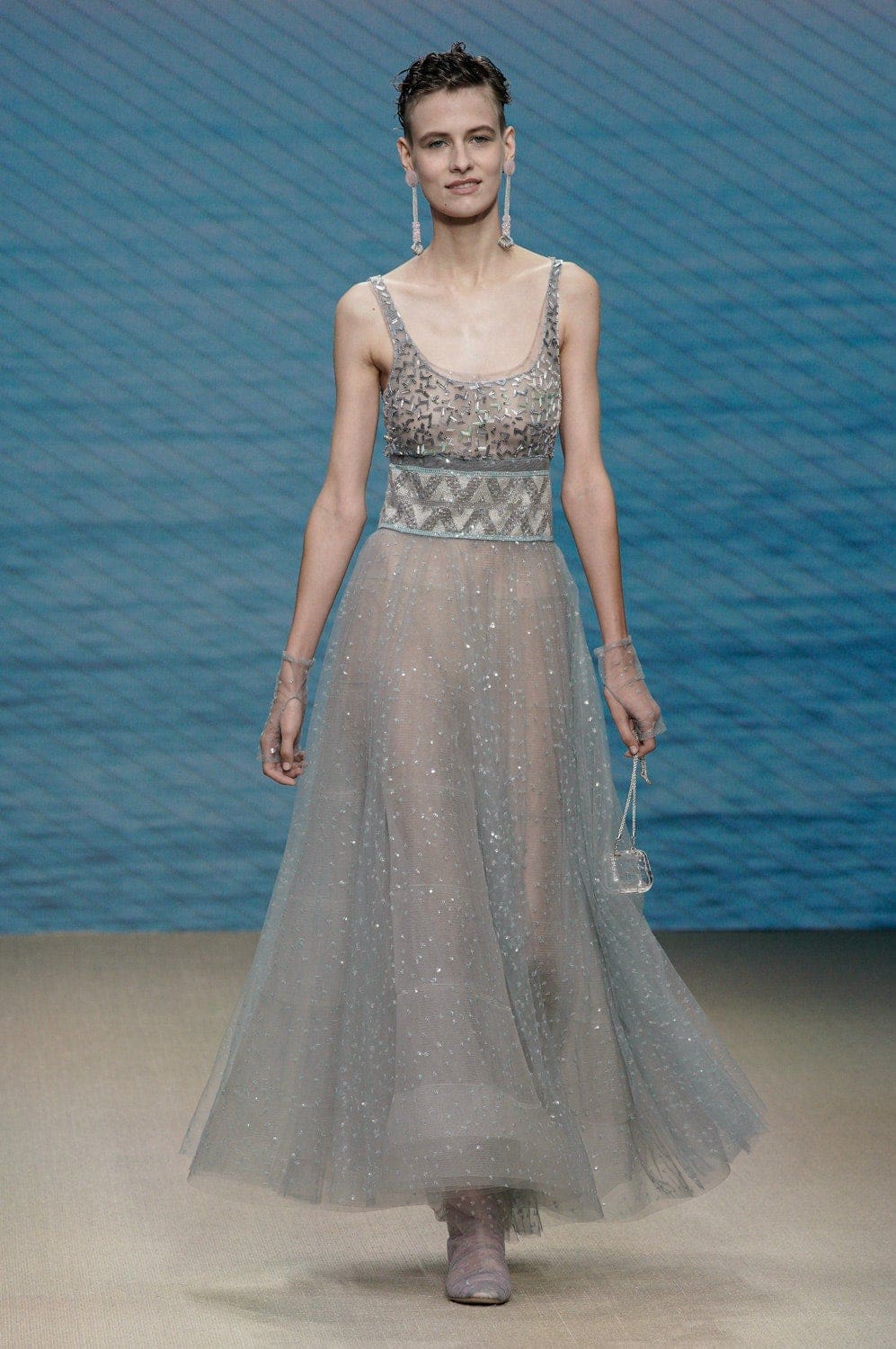 Giorgio Armani Frühling Sommer 2022 Mailand von RUNWAY MAGAZIN
