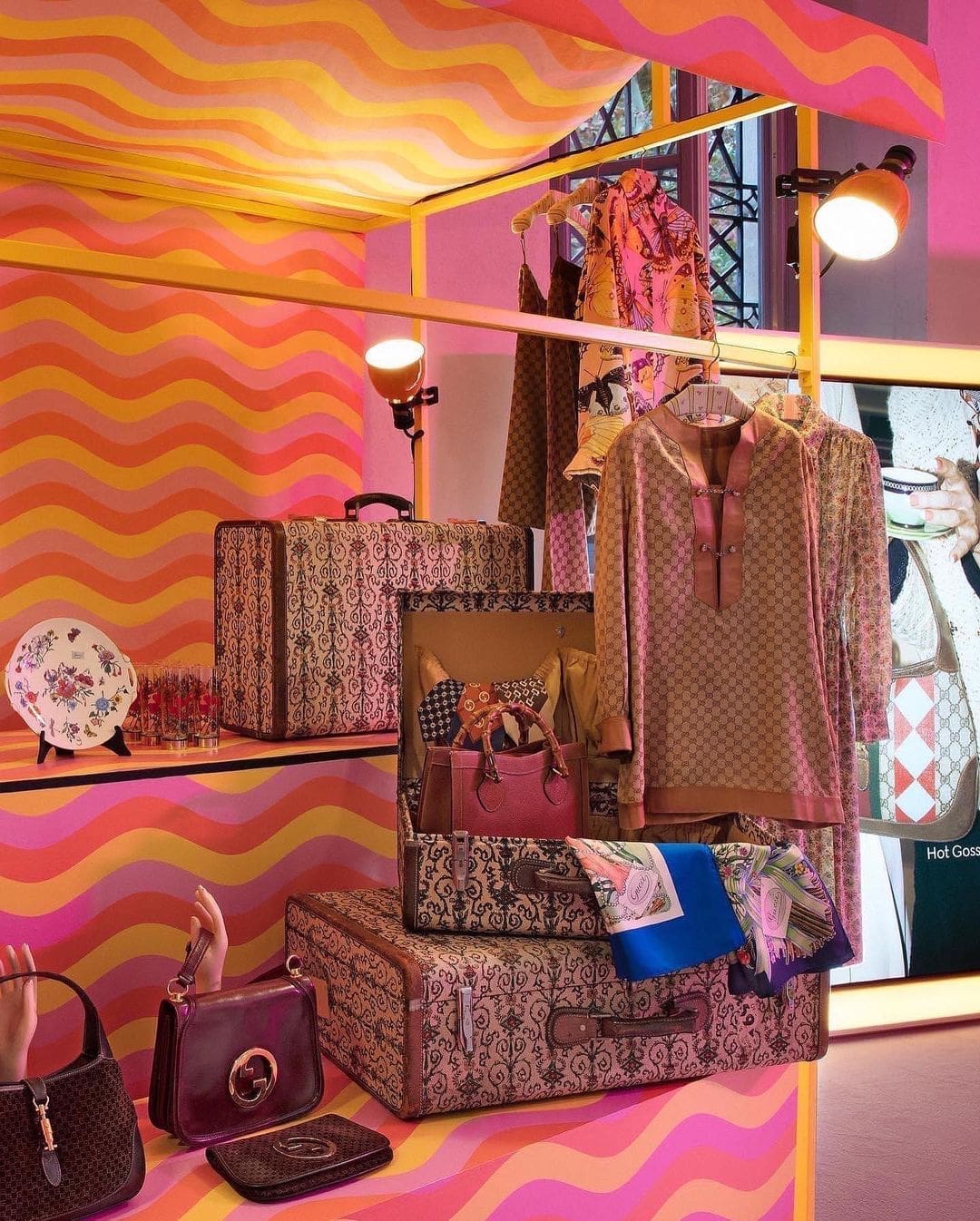 Coffre Gucci - digital ouverture du concept store par RUNWAY MAGAZINE