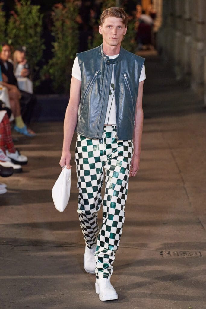 MM6 Maison Margiela Spring Summer 2022 by RUNWAY MAGAZINE