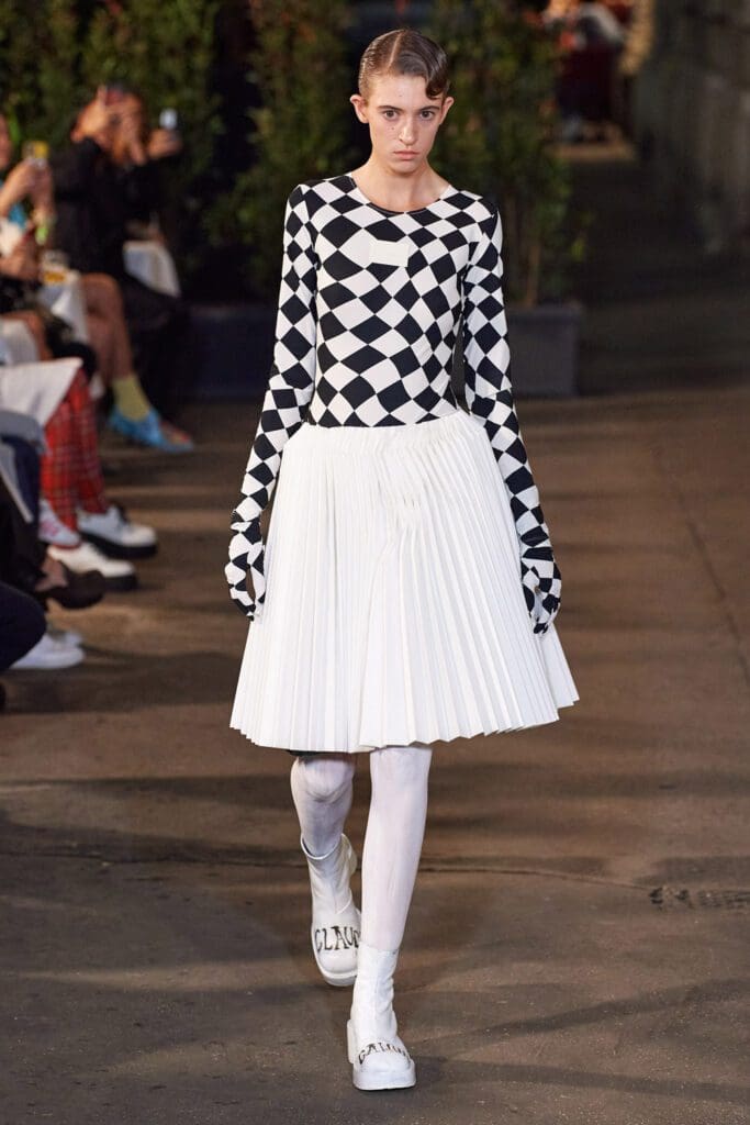 MM6 Maison Margiela Spring Summer 2022 by RUNWAY MAGAZINE