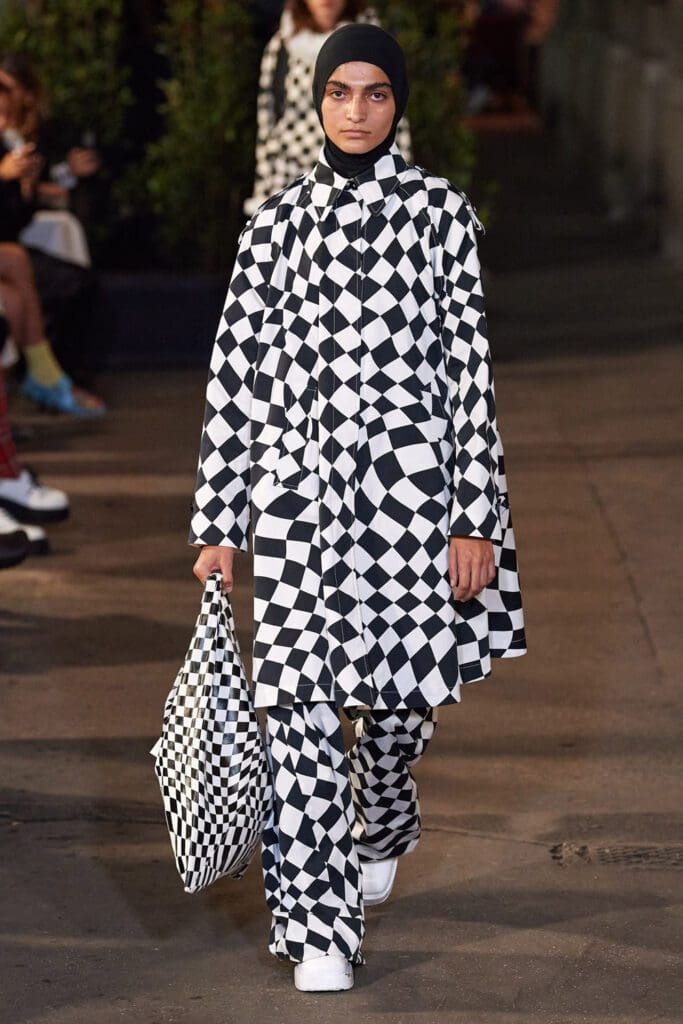 MM6 Maison Margiela Spring Summer 2022 by RUNWAY MAGAZINE