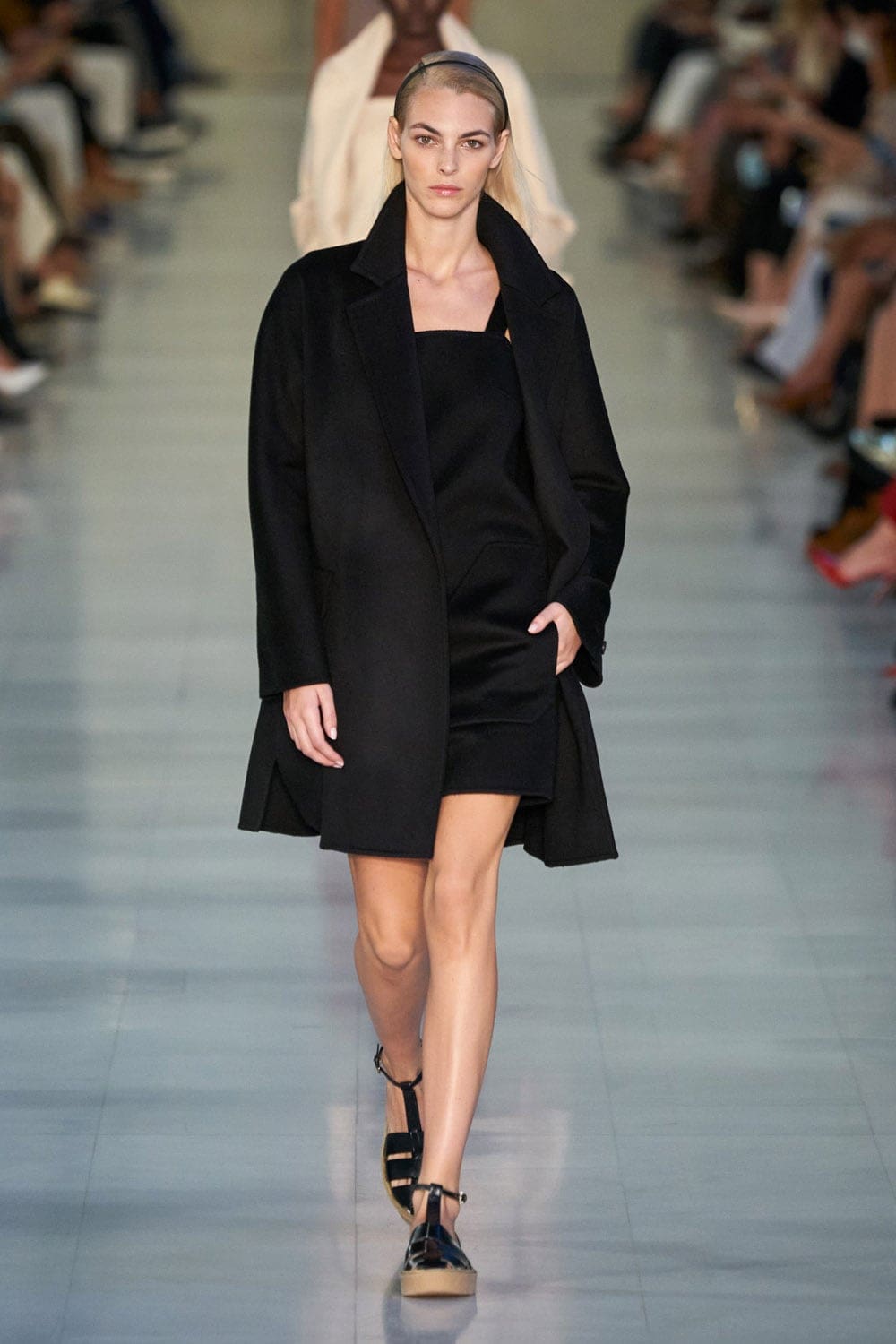 Max Mara Spring Summer 2022 Milan by RUNWAY MAGAZINE
