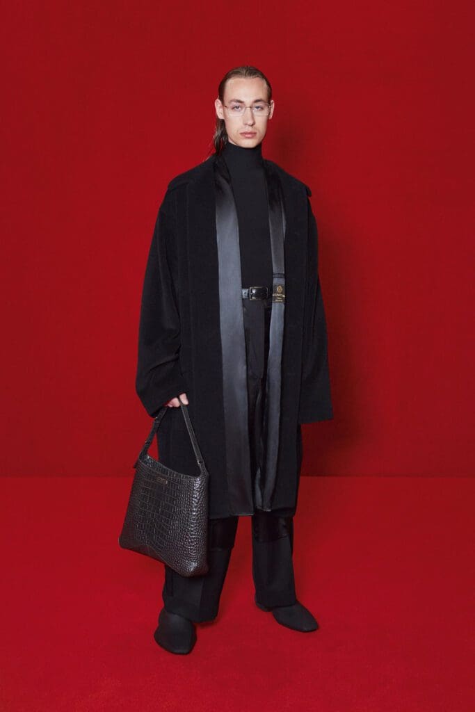Balenciaga Spring Summer 2022 by RUNWAY MAGAZINE