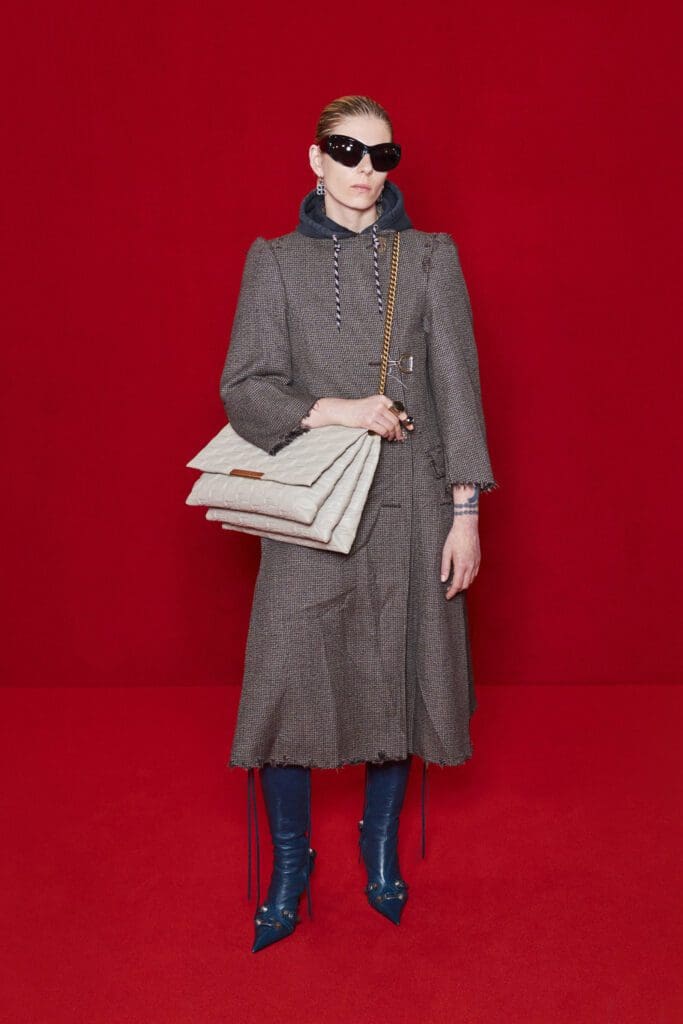 Balenciaga Spring Summer 2022 by RUNWAY MAGAZINE