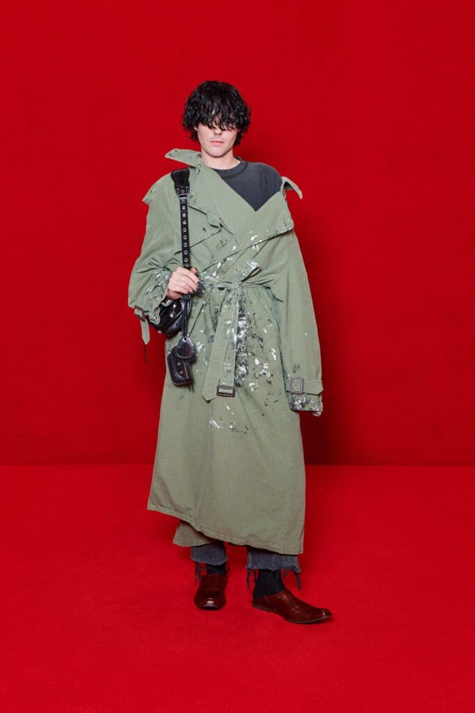 Balenciaga Spring Summer 2022 by RUNWAY MAGAZINE