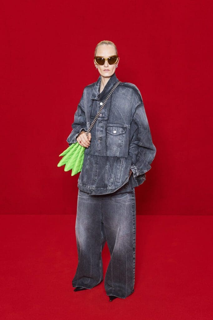 Balenciaga Spring Summer 2022 by RUNWAY MAGAZINE