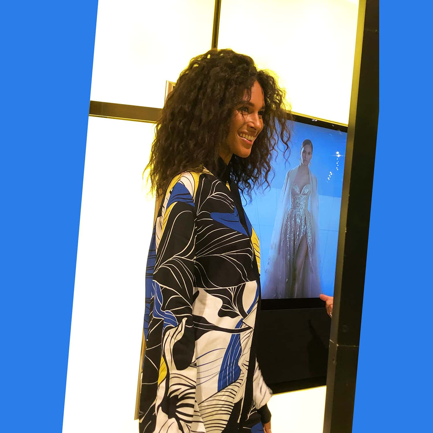 La top model Cindy Bruna en la presentación de Elie Saab Primavera Verano 2022