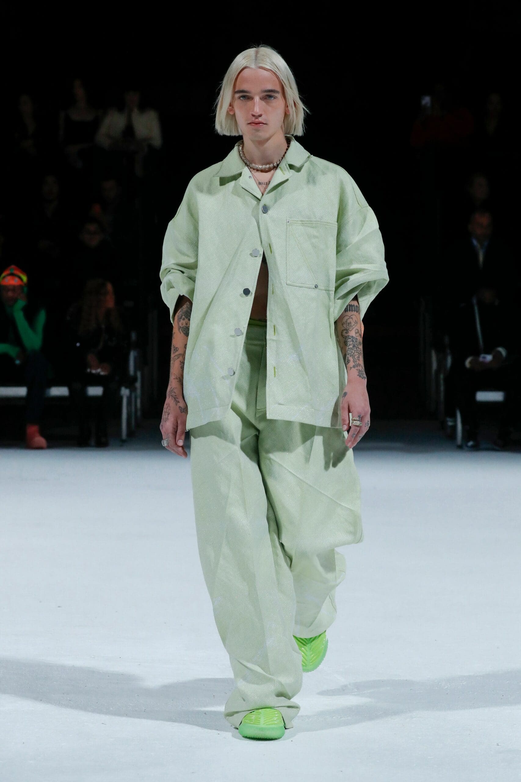 Bottega Veneta Detroit Salon 03 - Primavera de 2022 por RUNWAY MAGAZINE