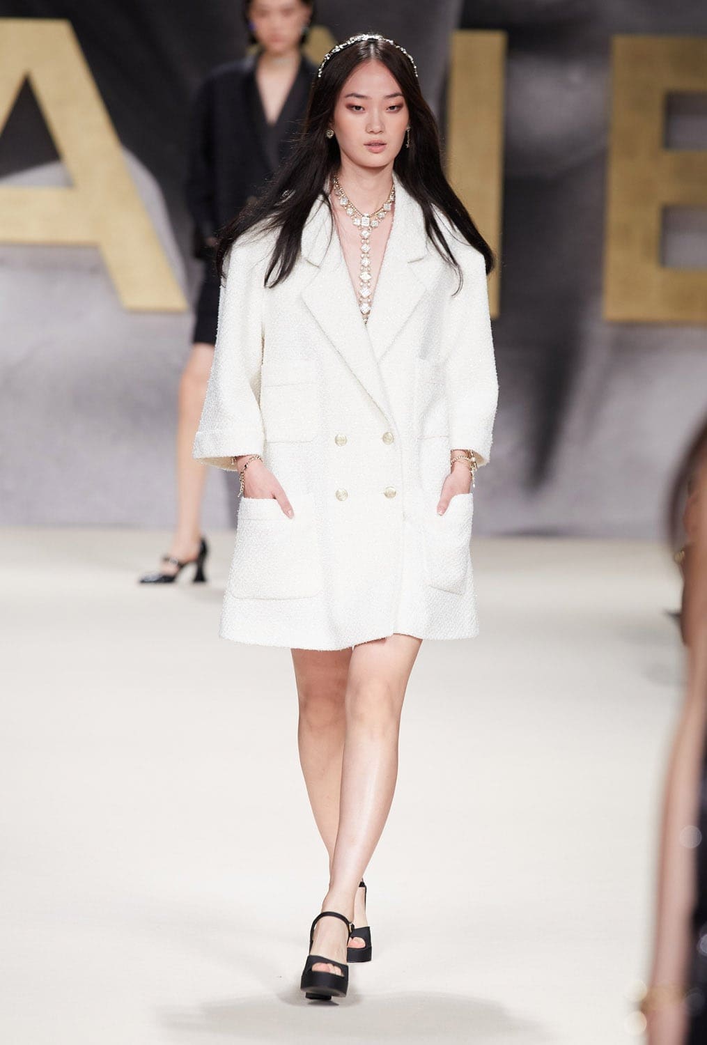 Chanel Spring Summer 2022 Ready-to-Wear by RUNWAY MAGAZINE