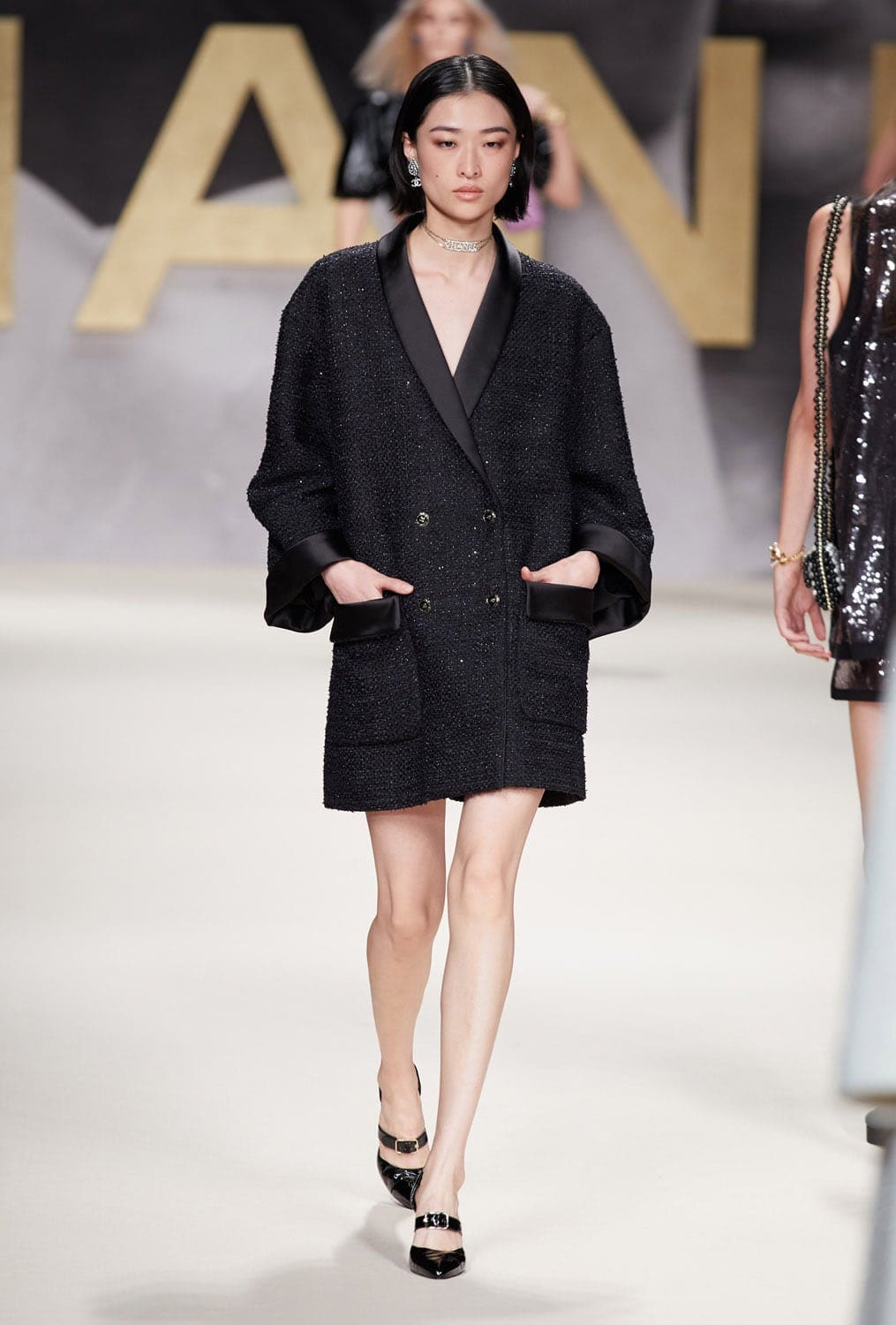 Chanel Spring Summer 2022 Ready-to-Wear by RUNWAY MAGAZINE