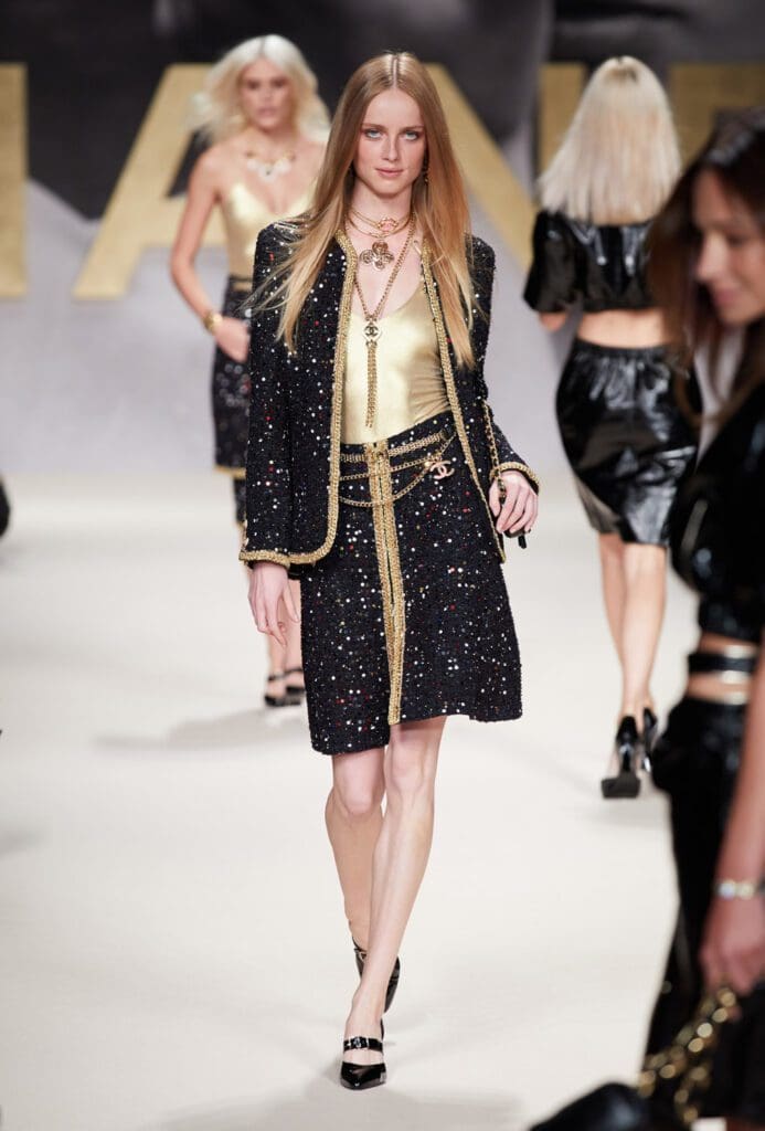 Chanel Spring Summer 2022 Ready-to-Wear by RUNWAY MAGAZINE