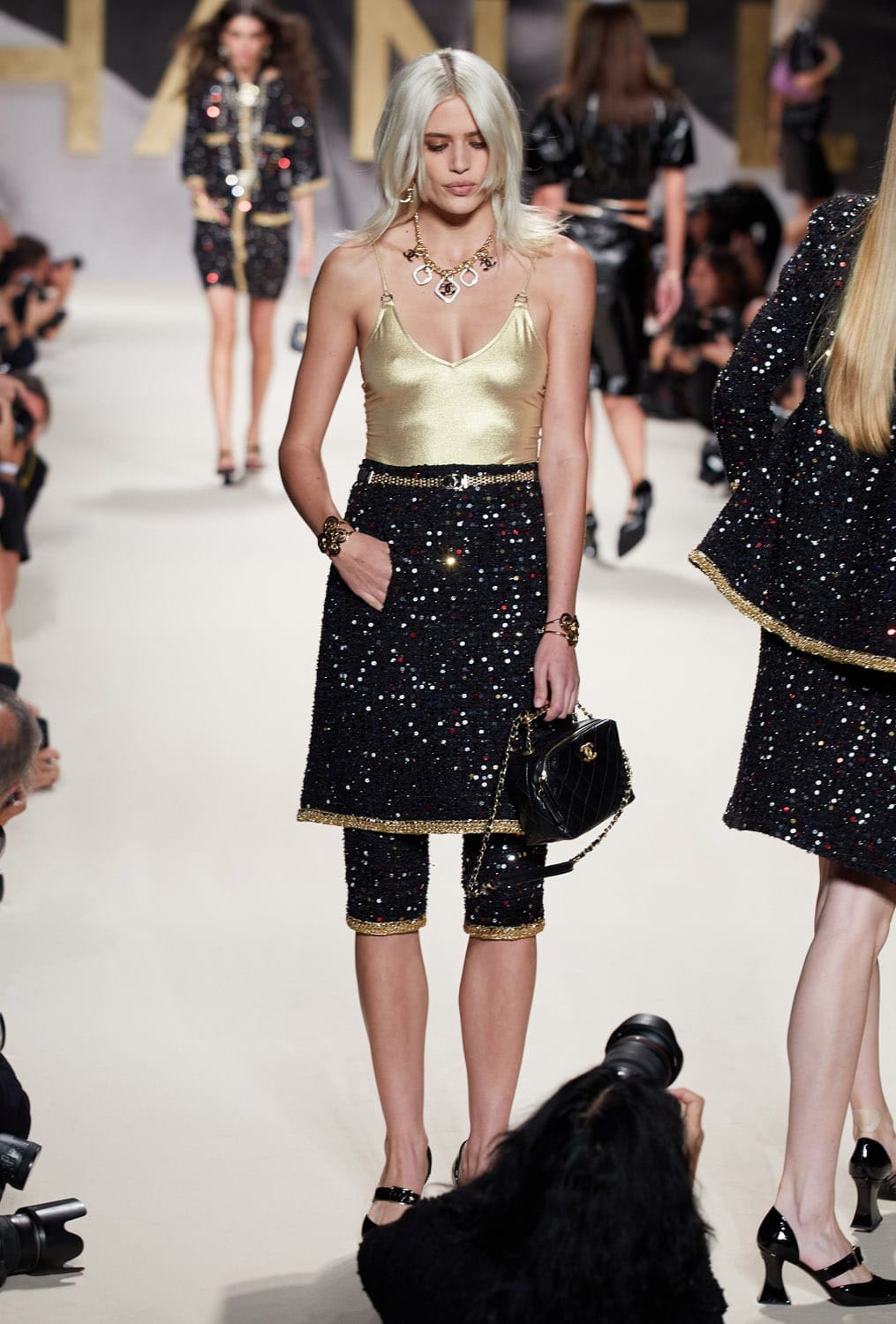 Chanel Spring Summer 2022 Ready-to-Wear by RUNWAY MAGAZINE