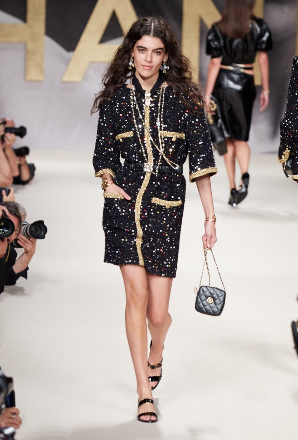 Chanel Spring Summer 2022 Ready-to-Wear by RUNWAY MAGAZINE