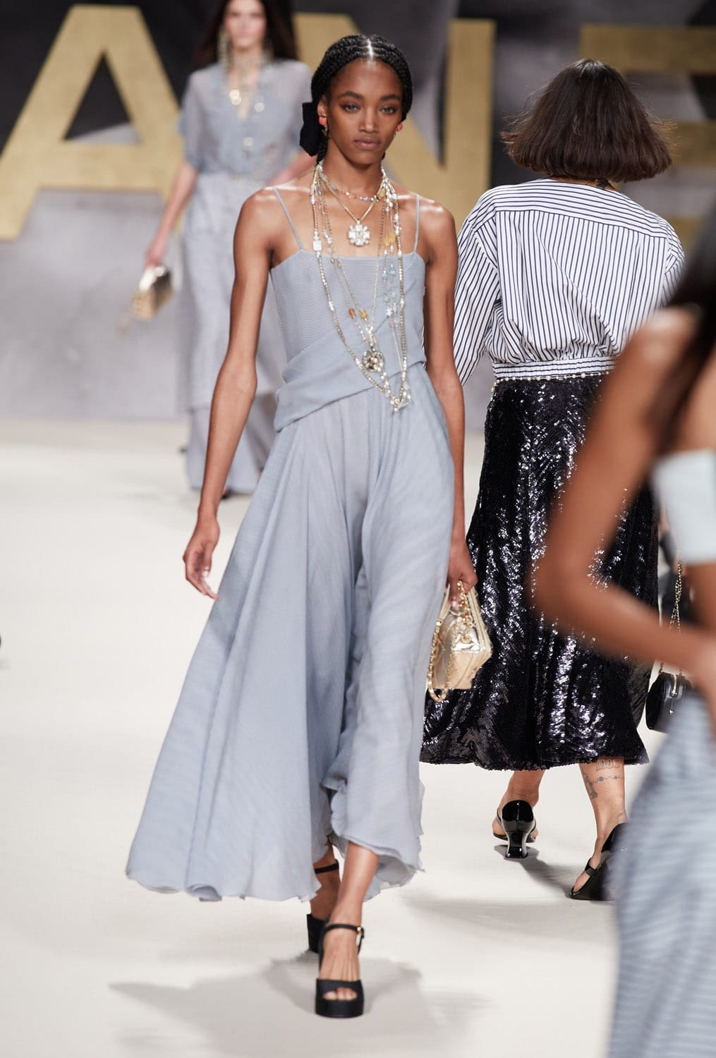 Chanel Spring Summer 2022 Ready-to-Wear by RUNWAY MAGAZINE
