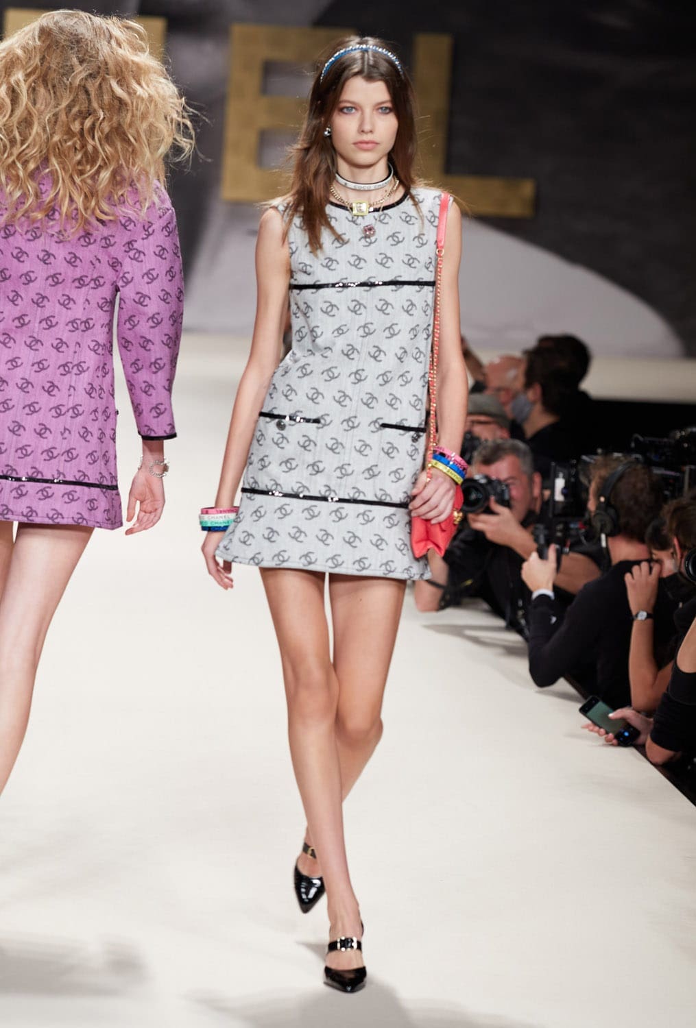 Chanel Spring Summer 2022 Ready-to-Wear by RUNWAY MAGAZINE
