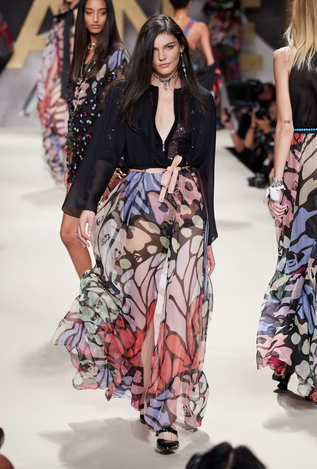 Chanel Spring Summer 2022 Ready-to-Wear by RUNWAY MAGAZINE