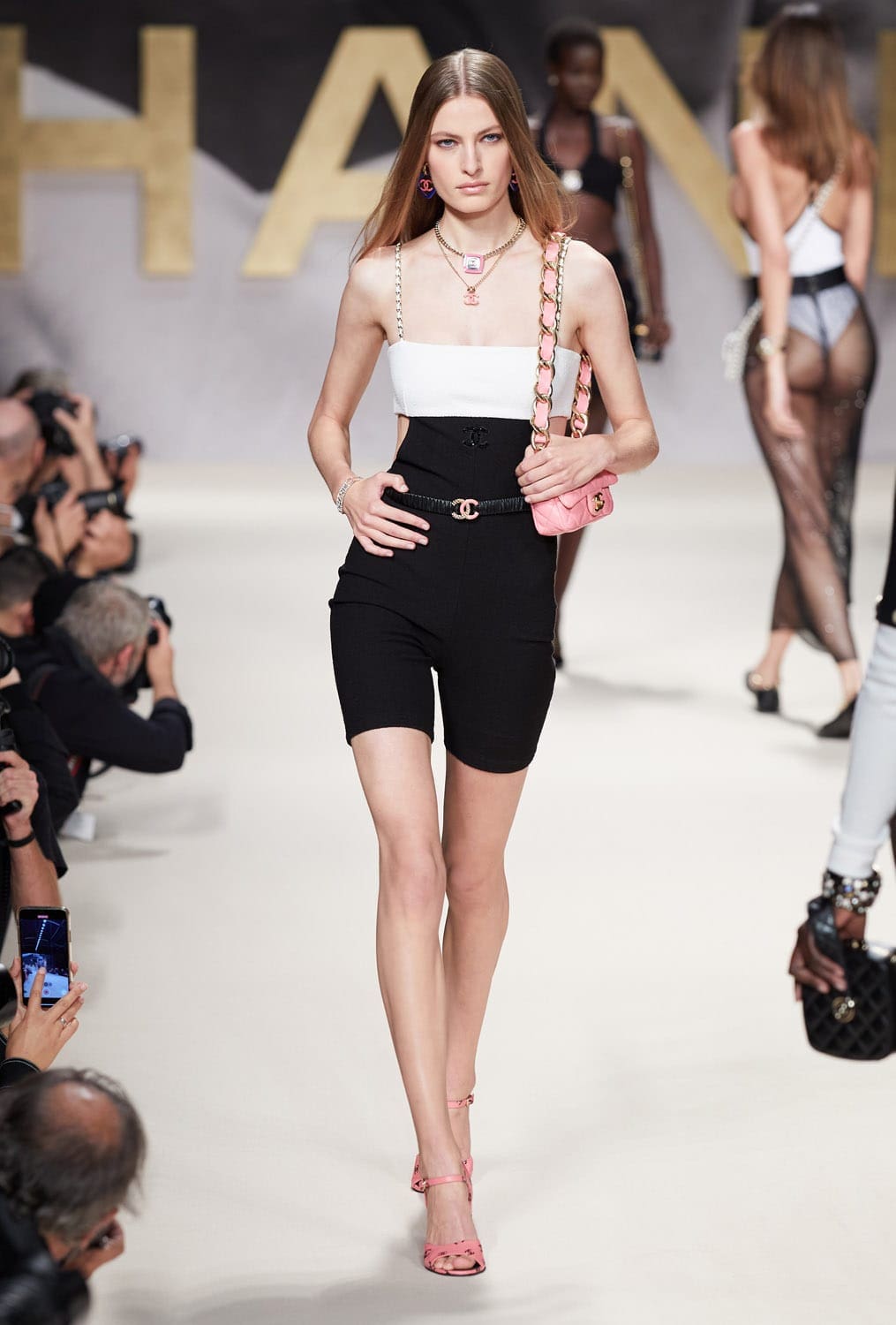Chanel Spring Summer 2022 Ready-to-Wear by RUNWAY MAGAZINE