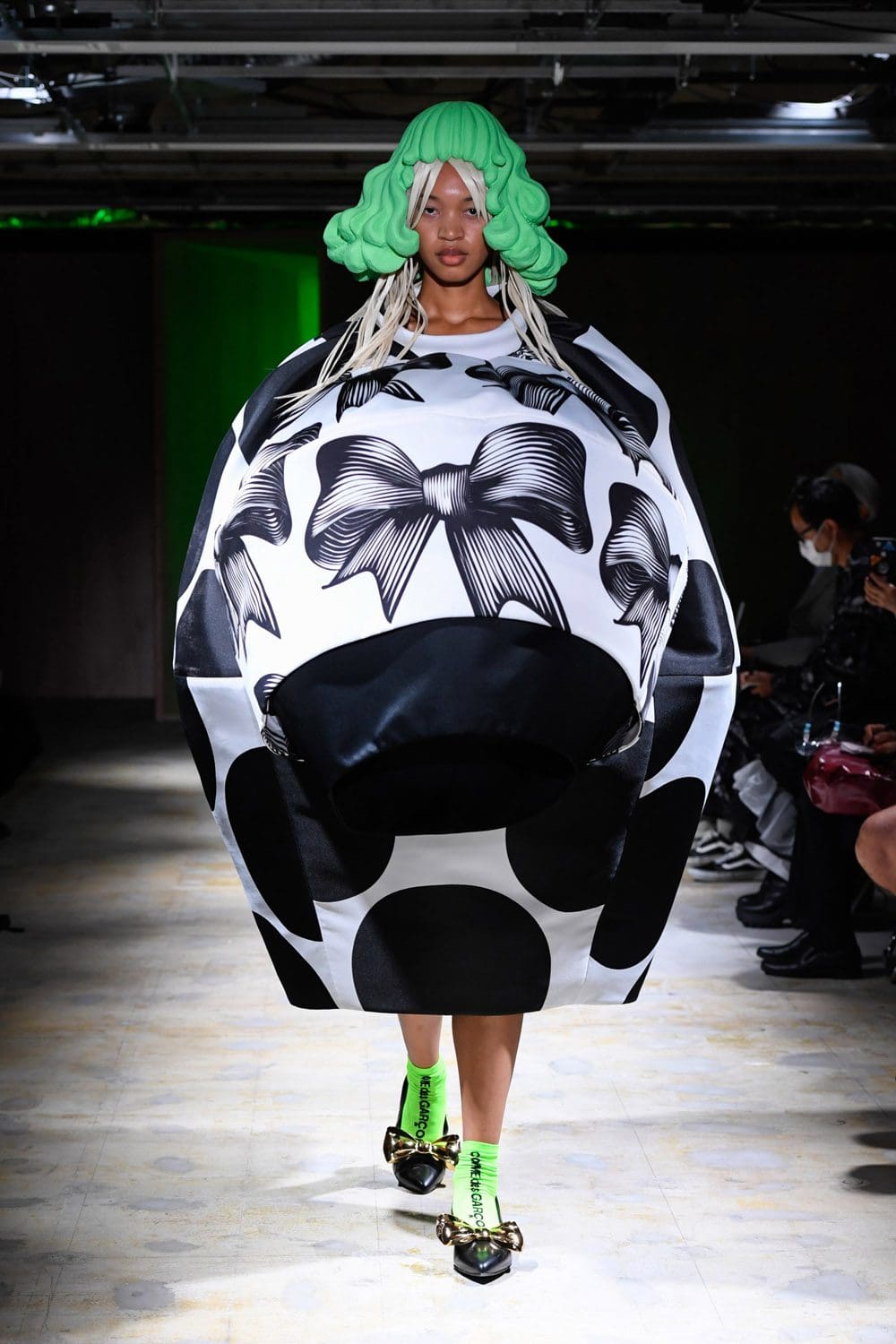 Comme des Garçons Spring Summer 2022 by RUNWAY MAGAZINE