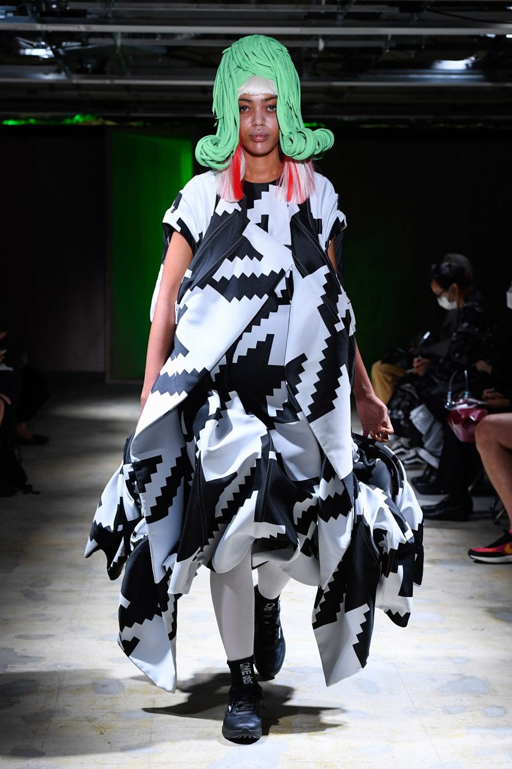 Comme des Garçons Spring Summer 2022 by RUNWAY MAGAZINE