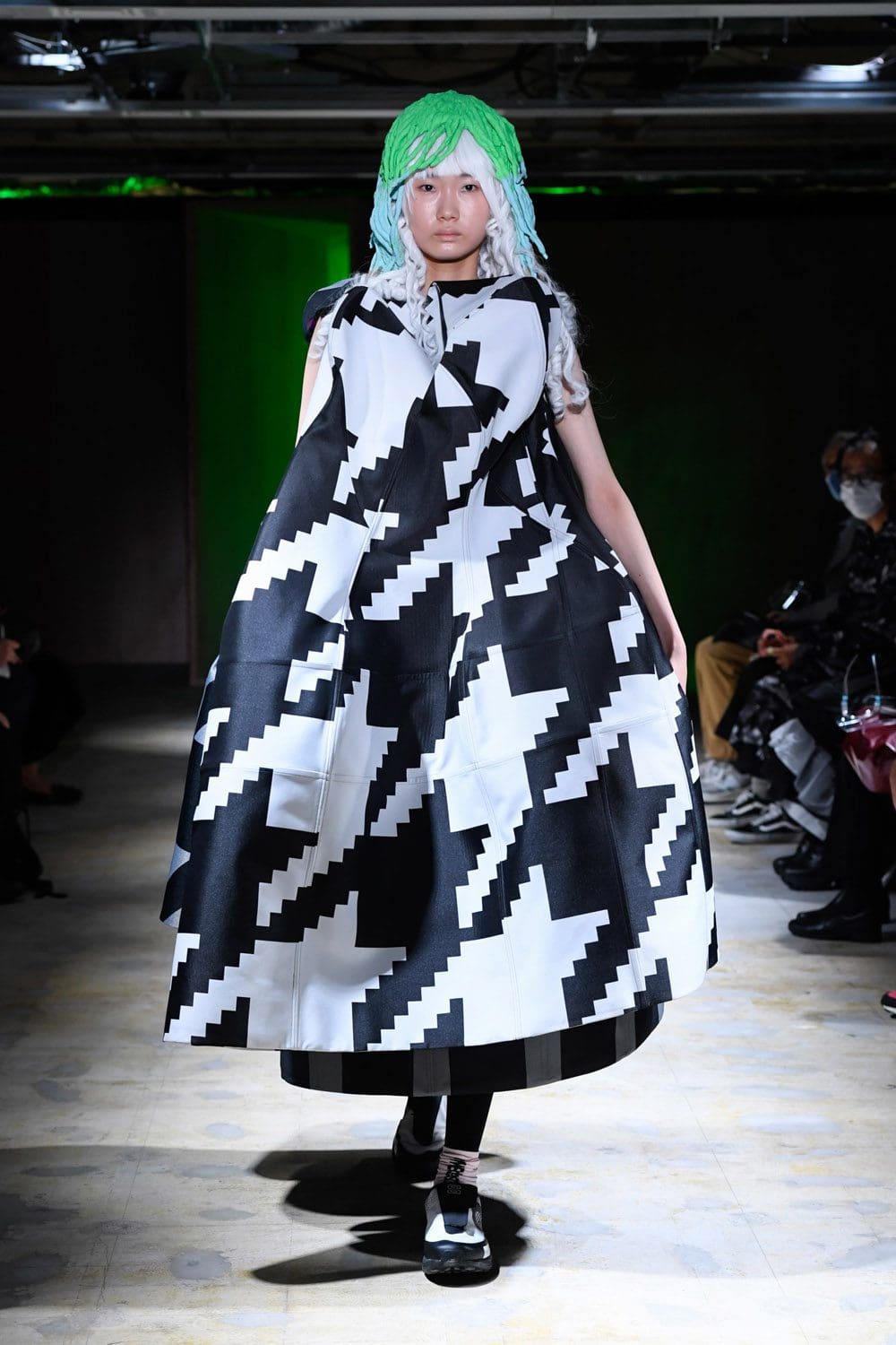Comme des Garçons Spring Summer 2022 by RUNWAY MAGAZINE
