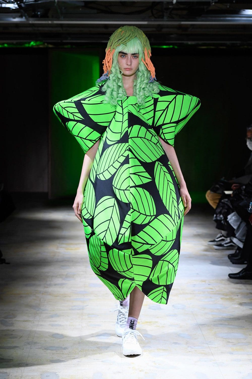 Comme des Garçons Spring Summer 2022 by RUNWAY MAGAZINE