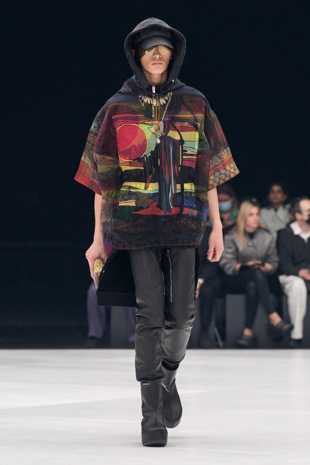 Givenchy Весна-Лето 2022 от RUNWAY ЖУРНАЛ