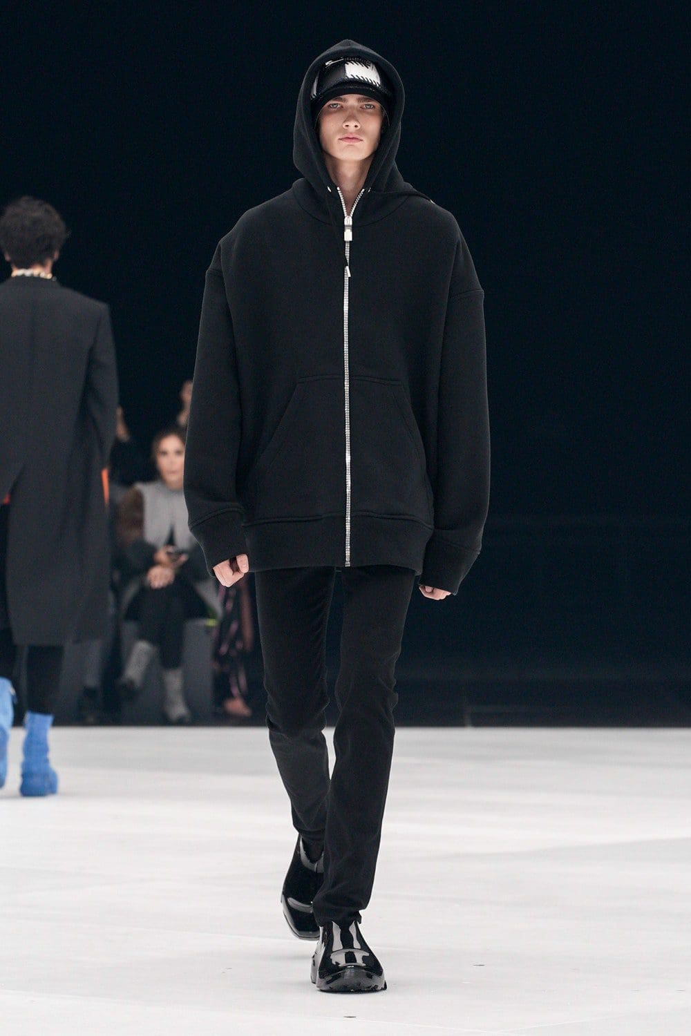 Givenchy Весна-Лето 2022 от RUNWAY ЖУРНАЛ