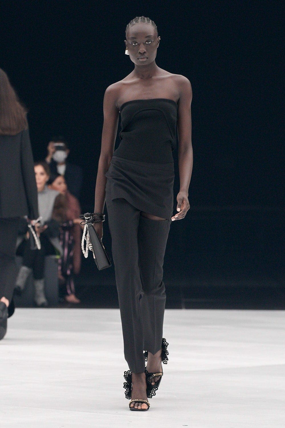 Givenchy Весна-Лето 2022 от RUNWAY ЖУРНАЛ