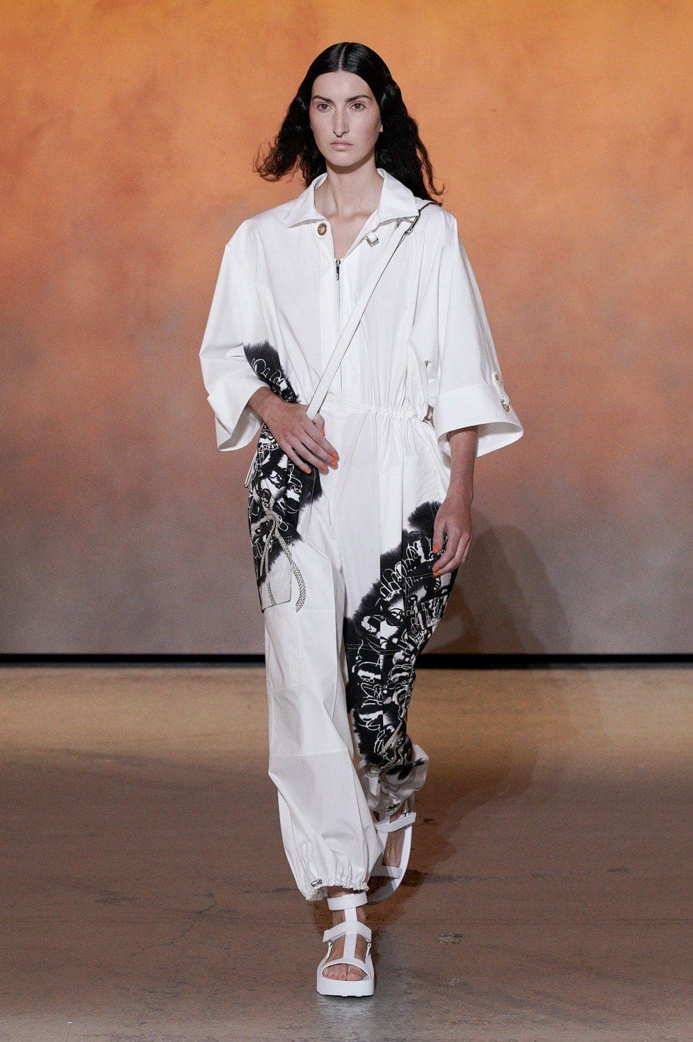 Hermes Primavera Estate 2022 di RUNWAY MAGAZINEHermes Primavera Estate 2022 by RUNWAY MAGAZINE