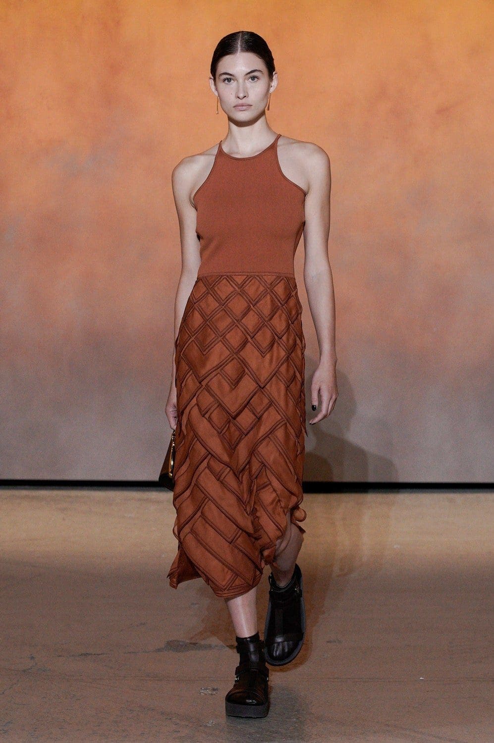 Hermes Primavera Estate 2022 di RUNWAY MAGAZINE
