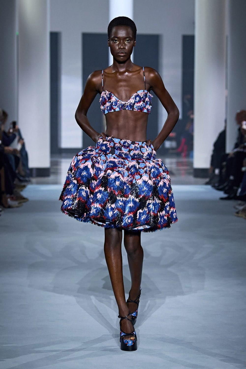 Lanvin Spring Summer 2022 Batman por RUNWAY MAGAZINE