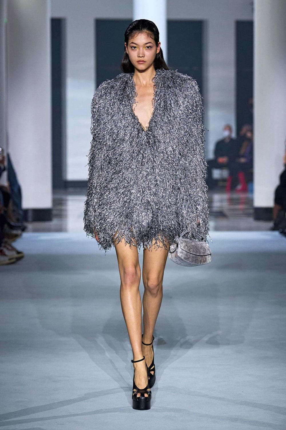 Lanvin Spring Summer 2022 Batman por RUNWAY MAGAZINE